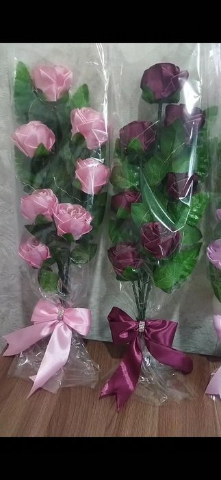 Букет роз из атласных лент