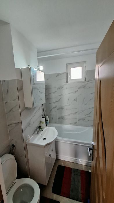 Apartament cu 3 camere