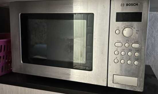 Срочно продается микроволновка Bosch на запчасти