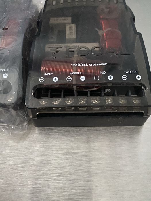 Продам кроссовер Focal для аудиосистемы