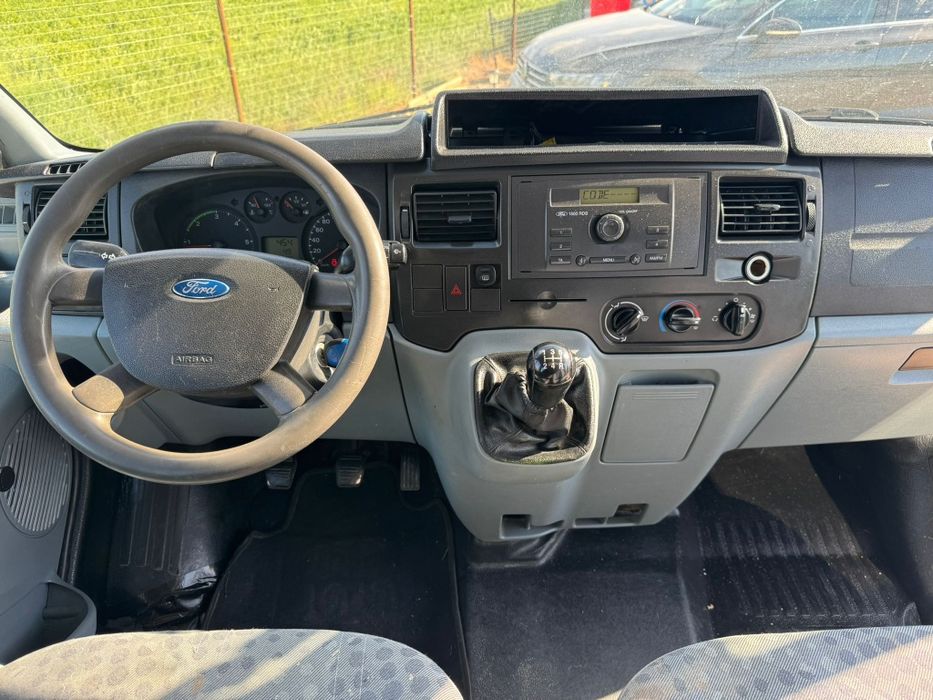 Ford Transit Doka 6 locuri Clima