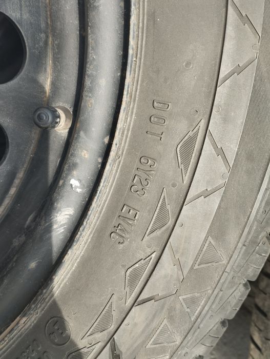 Гуми с джанти за Мерцедес вито 16-ки