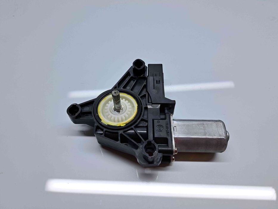 Motoras geam dreapta spate Volvo V40 II Rdesign [Fabr 2013-2019] 96874