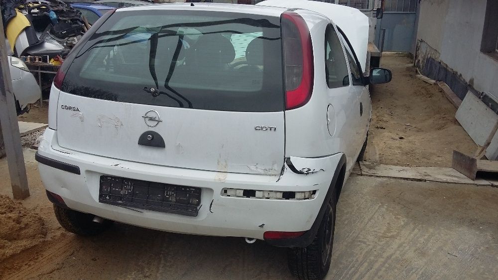 Продавам Опел корса Ц 1.3ЦДТИ - Opel Corsa C 1.3CDTI на-части