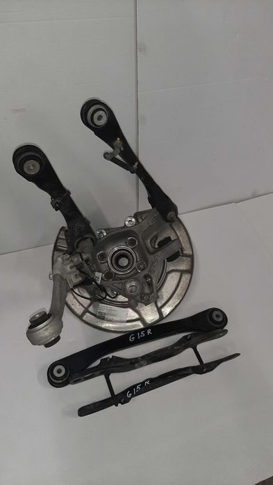 Fuzeta spate, completa cu brate BMW Seria 8 G15 G16