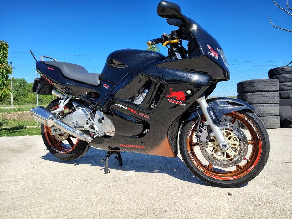 Vând honda Cbr 600 F3