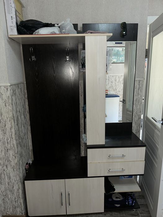 Продам мебель для прихожей, торг есть!