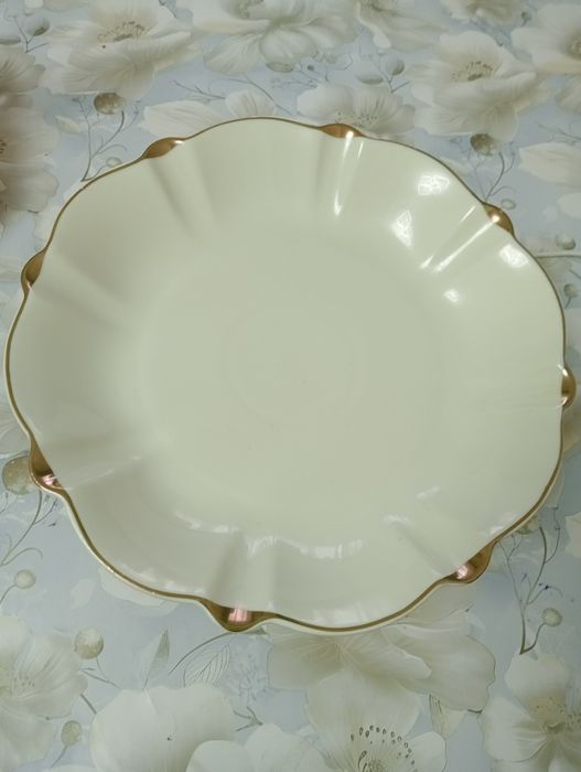 Продам фруктовницу