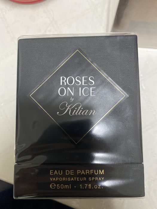 KILIAN PARIS roses on ice