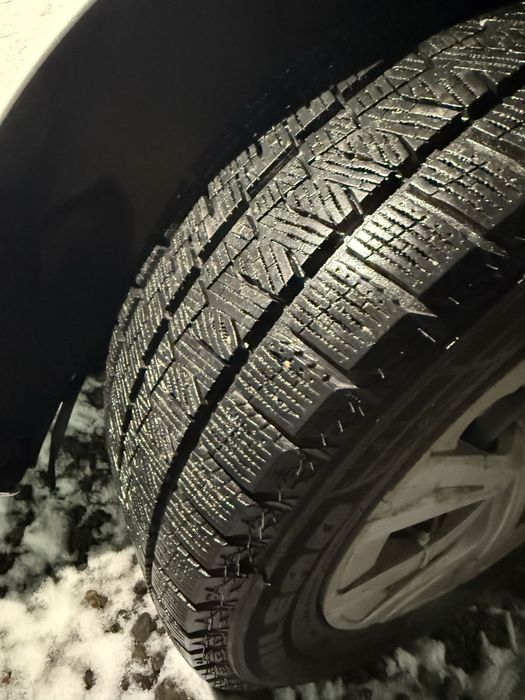 205/55/16 шина с дисками и калпаком