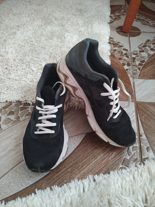 Дамски маркови Маратонки