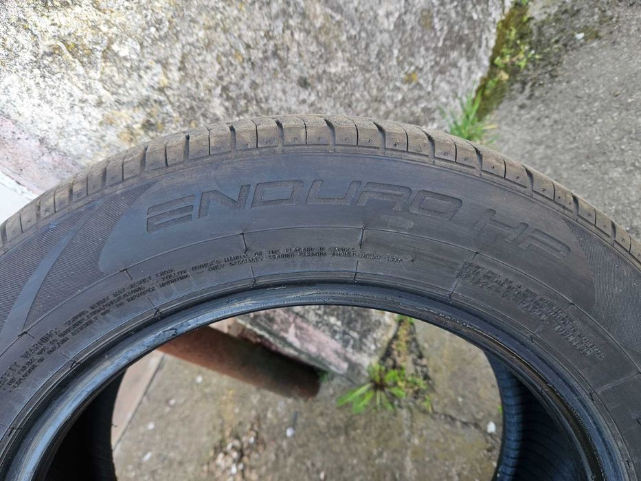 Vand 2 anvelope de vara+ roata de rezerva