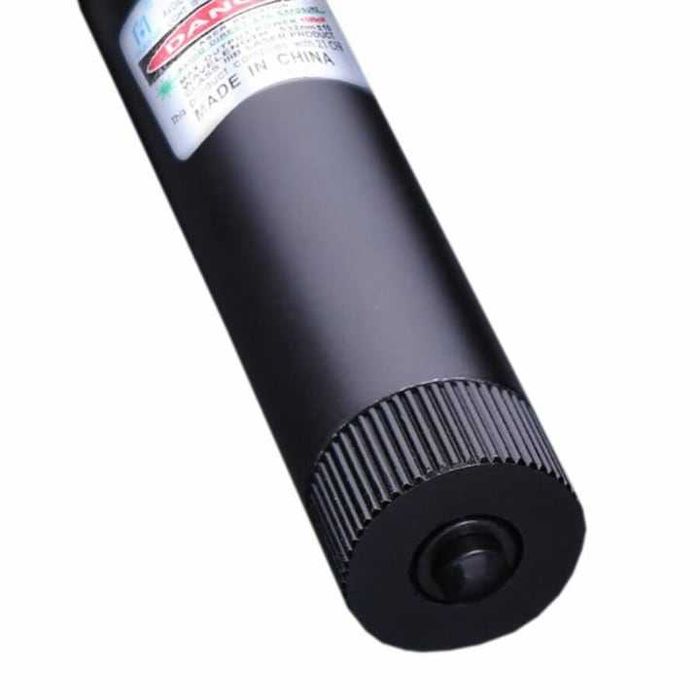 Laser verde cu microcomutator, montabil pe arma,distanta 1000m,nou