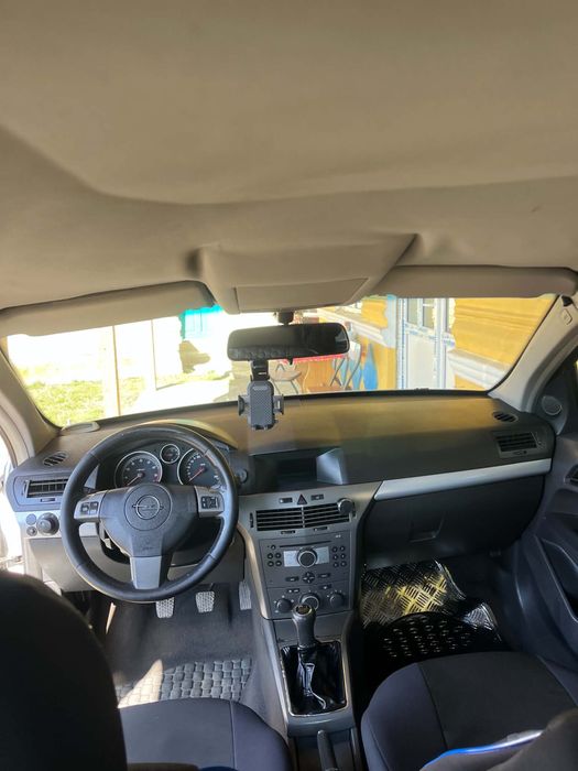 Opel astra H 1.6