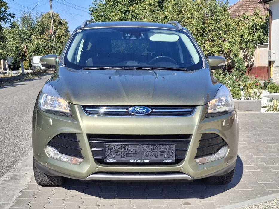 Ford Kuga - 2.0 TDCi 4x4 Automat Titanium / Piele / Climatronic / NAVI