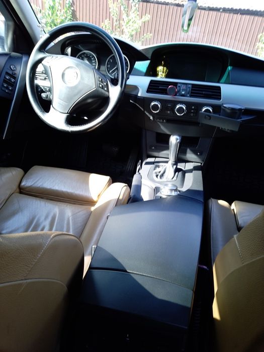 BMW E61 benzina și Gpl