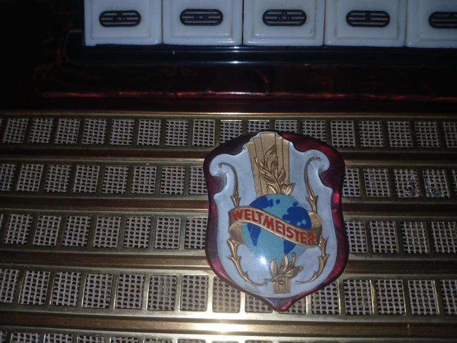 Акордион в добро състояние 48 баса