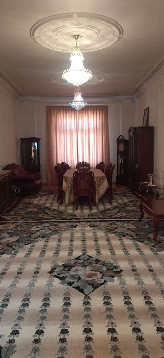 Узбекистанская.Срочно продаётся дом.