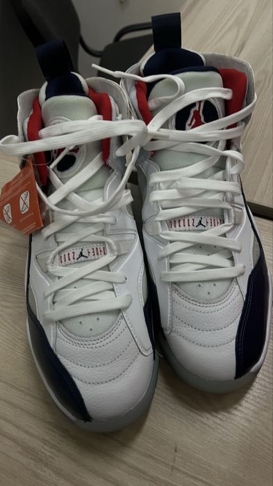 Jordan Jumpman Two Trey