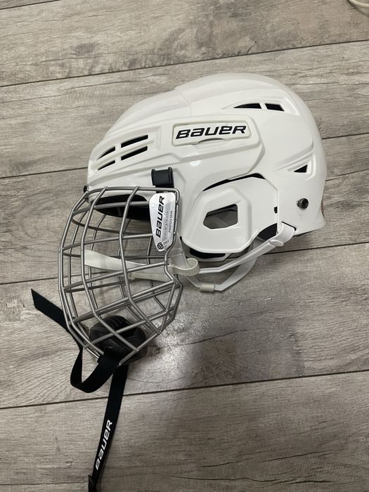 Коньки шлем Bauer