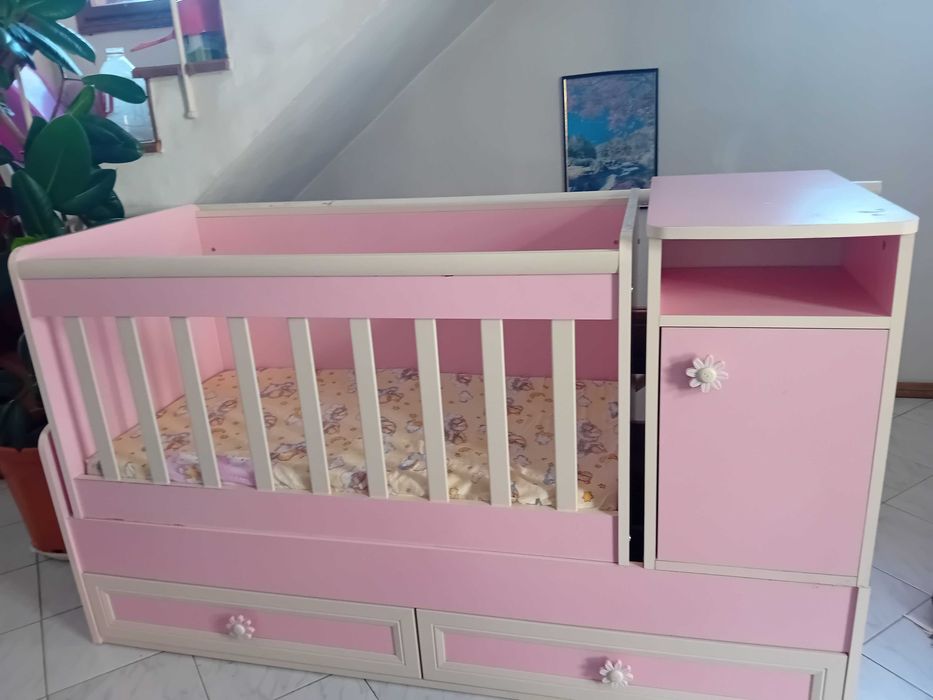 Кошара за момиче