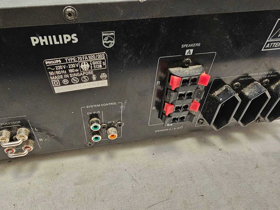 Defect Amplificator Stereo Integrat Philips FA 920