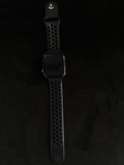 Apple watch SE/baitimes•0.0.24