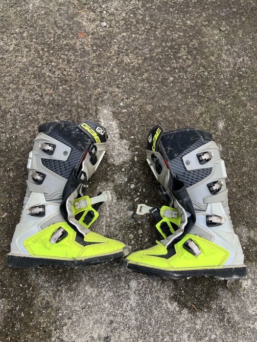 Ghete de motor enduro GXR din Italia marimea 40