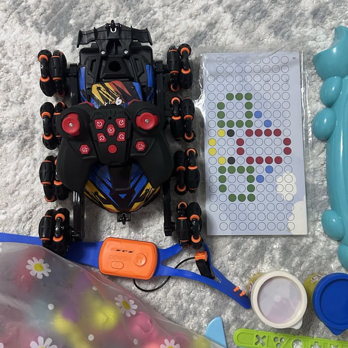 Продаю детские игрушки