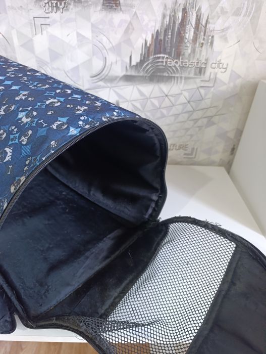 Продам сумку переноска для животных.