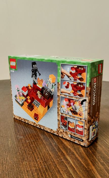 LEGO Minecraft 21139 The Nether Fight