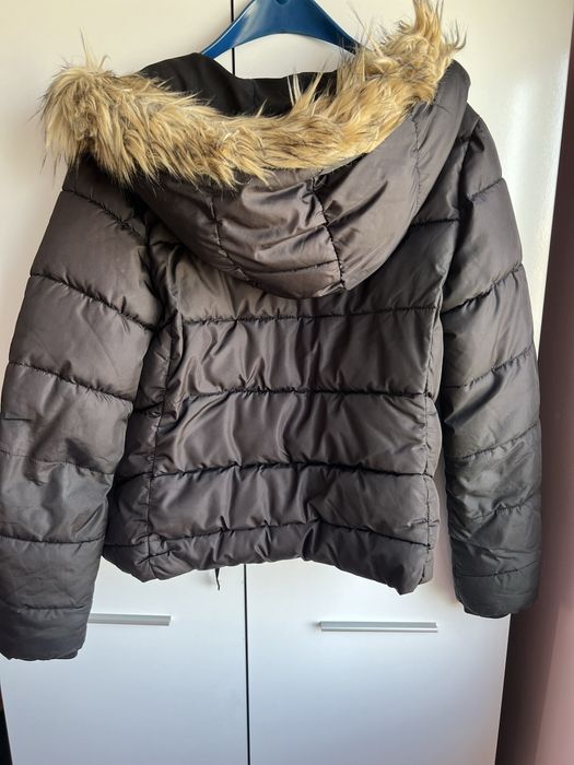 Зимно яке на марката Bershka