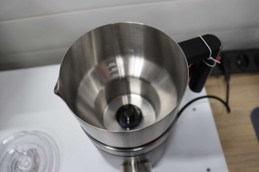 Severin SM 3587 Индукционен разпенител за мляко Spuma 700 Plus