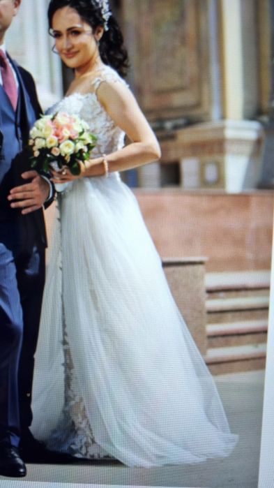 Продаётся свадебное платье