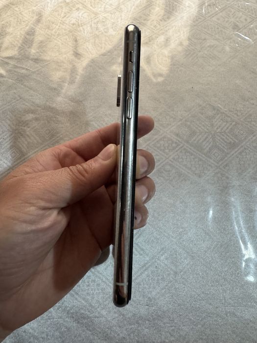 iPhone X 256 GB rangi oq