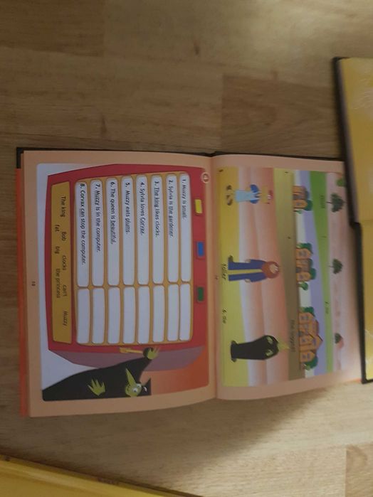 Jocuri și exerciții interactive pentru copii , Cărți cu CD MUZZY