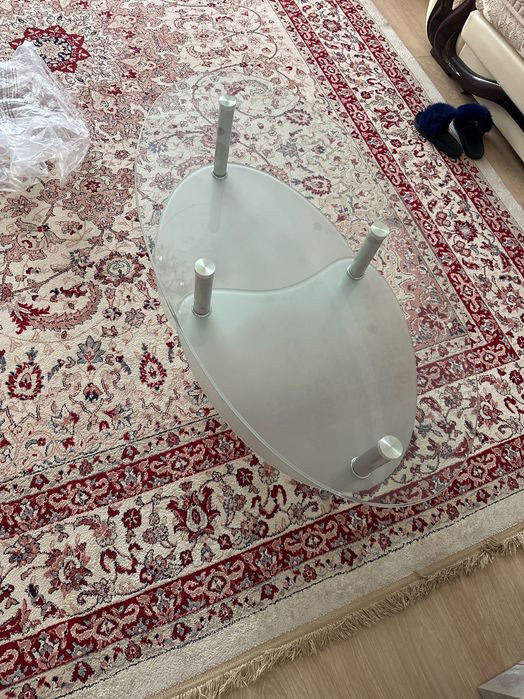 Продам журнальный столик