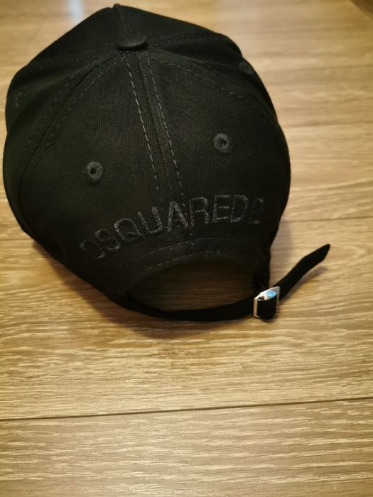 Șapca dsquared2 nouă,
