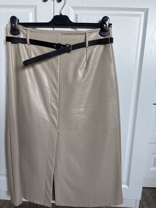 Продам женскую одежду