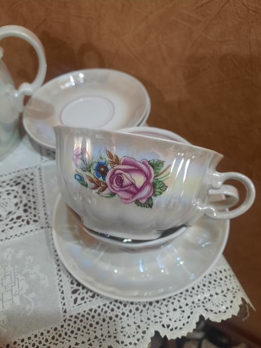 Редкость! Красивый чайный набор из 5 чайных пар и чайника. Туймазински
