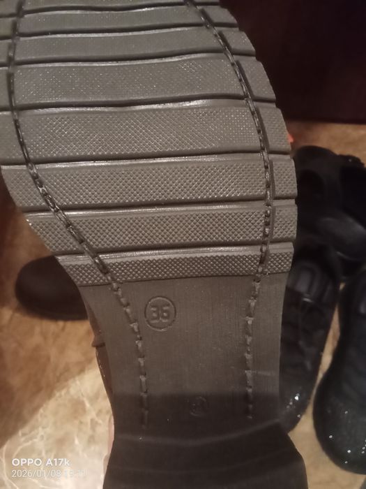 Ботинка зима и осенний