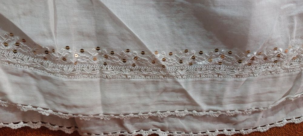 Costum national  autentic