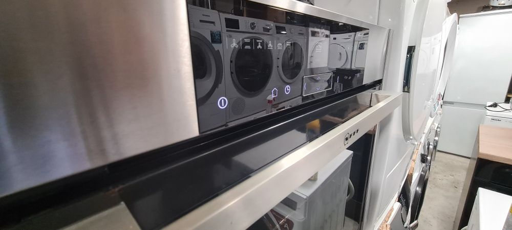 Фурна за вграждане NEFF Line B55CR22N0 71л  А+ ПИРОЛИЗА  Made in Germany