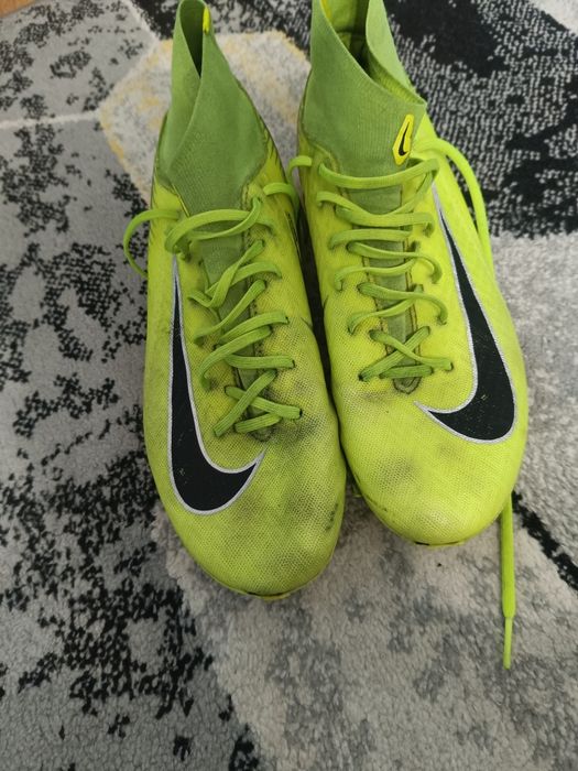Ghete fotbal Nike Mercurial Superfly VI Academy – mărimea  40.5