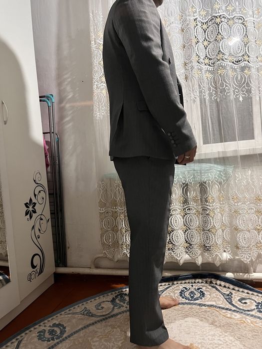 Кастюм сатылады