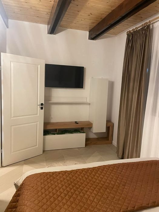 Luxery Chalet  modernă cu ciubăr și saună