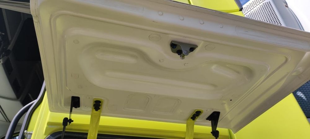 Ящик инструментальный на VOLVO