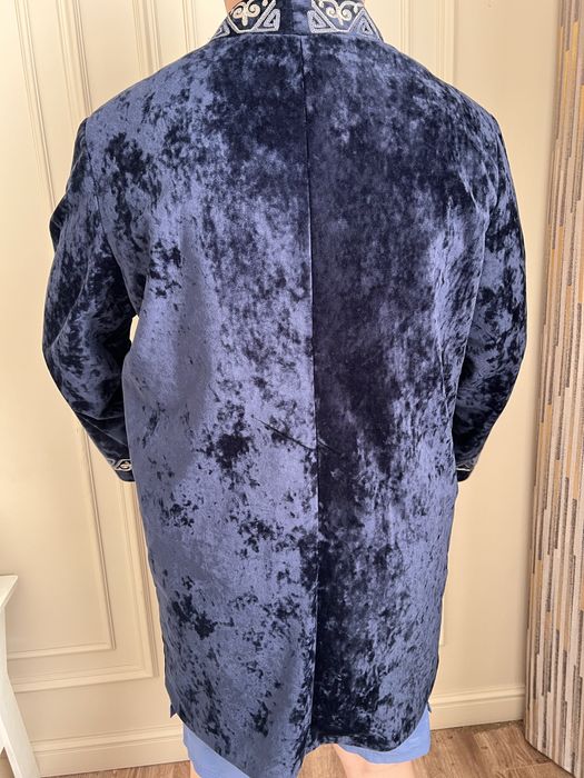 Продам новый чапан