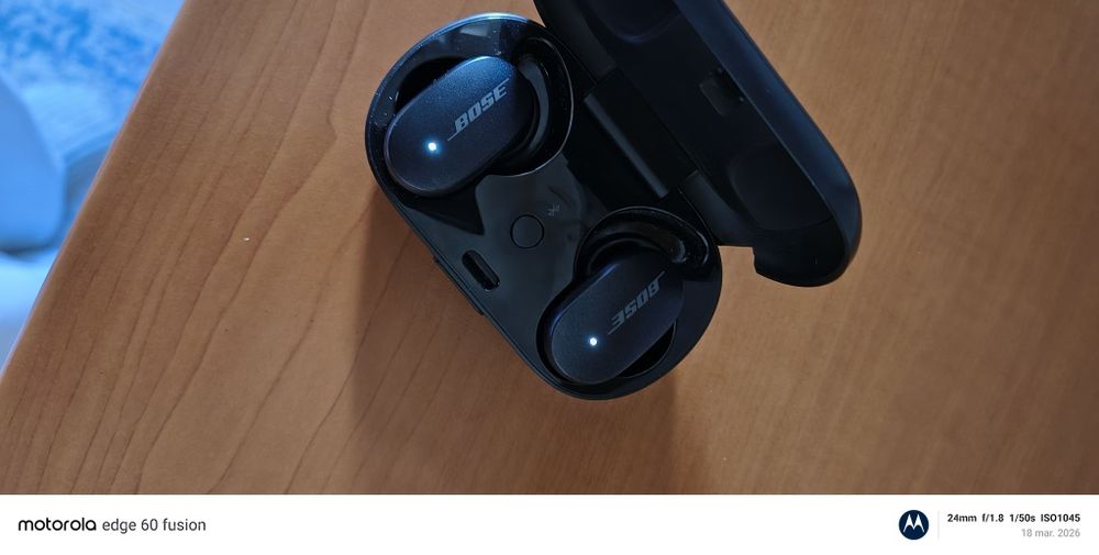 Căști Bosse aspect 9/10