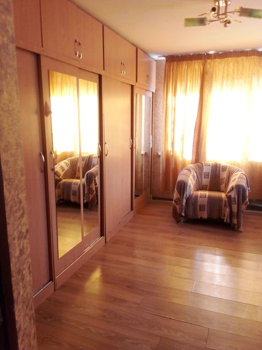 Продам половину коттеджа.